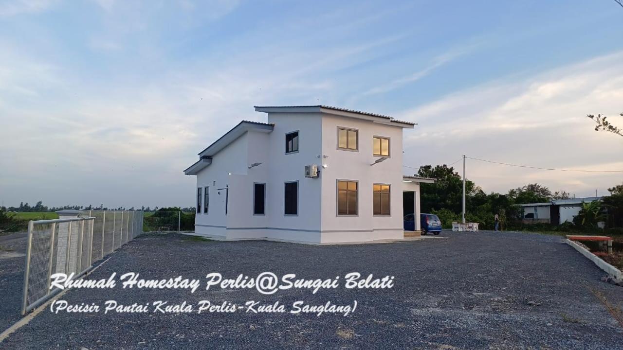 Rhumah Sungai Belati Βίλα Simpang Empat  Εξωτερικό φωτογραφία